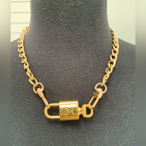 COA Authentic Louis Vuitton Lock &amp; Key Necklace available in different #’s L - Picture 15 of 16